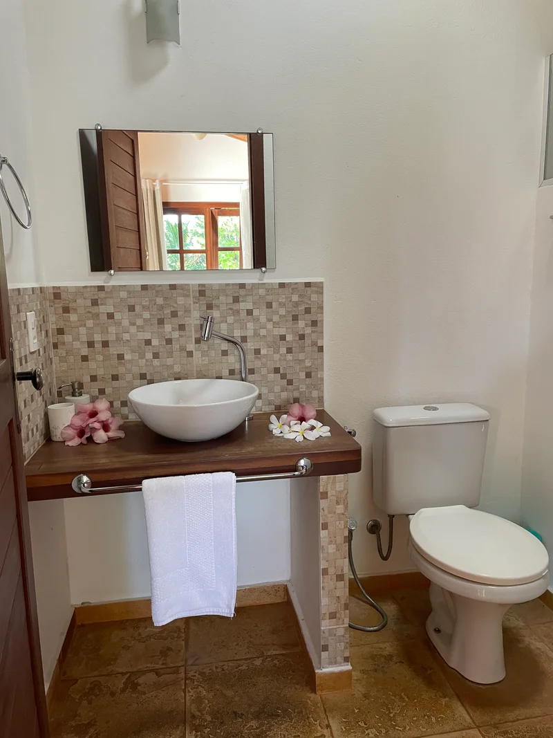 Quarto Jardim — banheiro